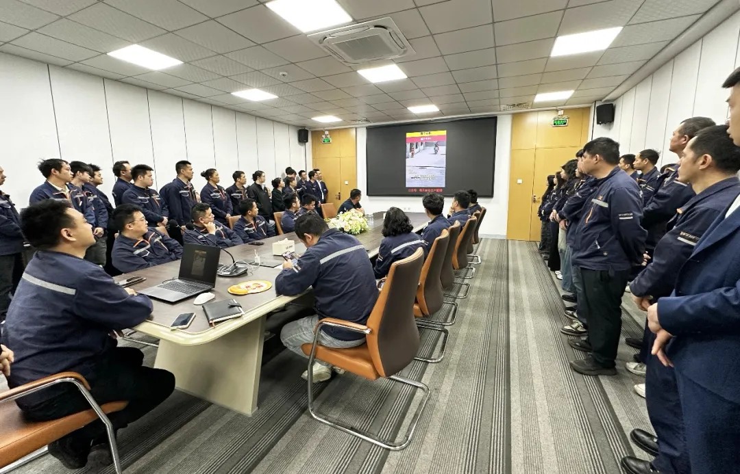 1774837197629372.jpg C.jpg